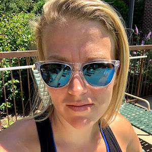 Meet your Posher, Leigh